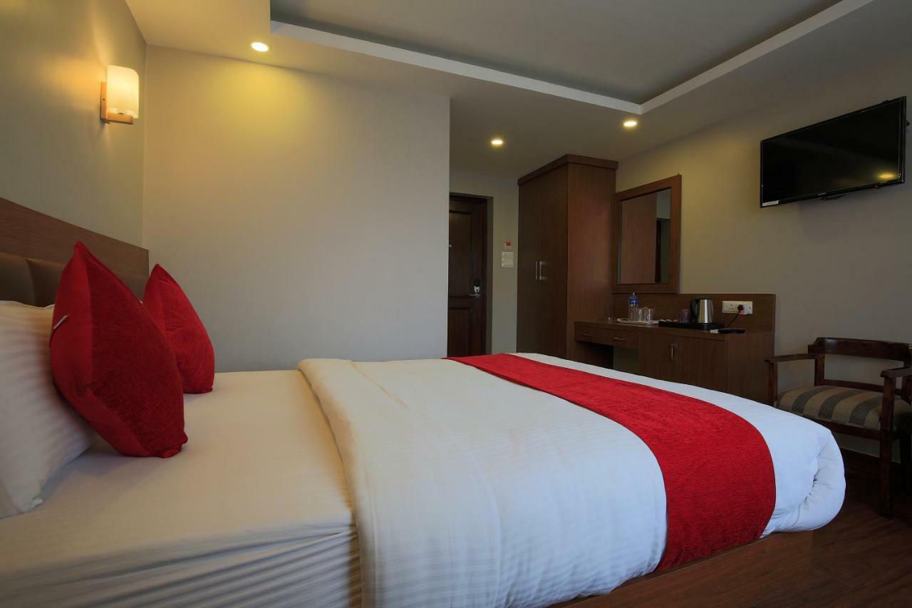 Oyo 453 Hotel Gurkha Heritage Kathmandu Bagian luar foto
