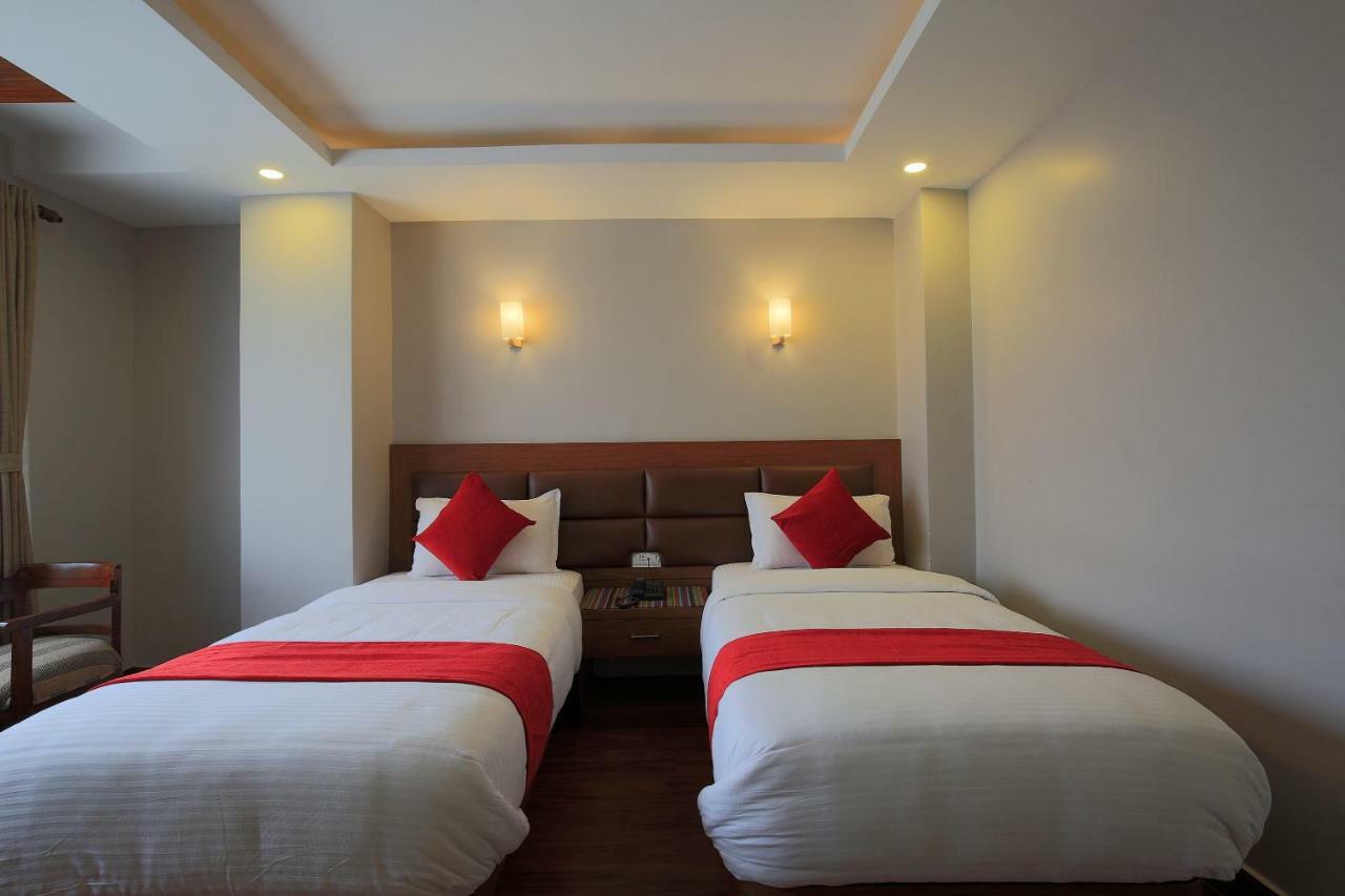 Oyo 453 Hotel Gurkha Heritage Kathmandu Bagian luar foto